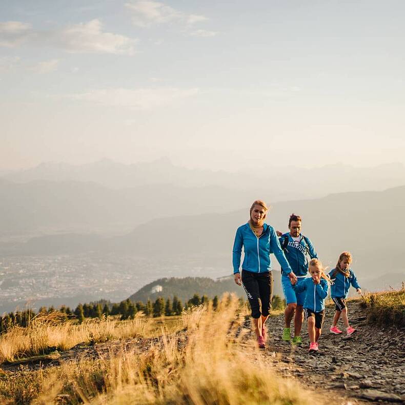 Gerlitzen Alpe_Familie wandern
